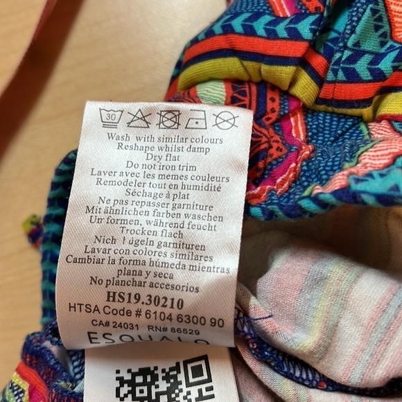 Esqualo Geometric Print Shorts Size X-Small 3” Inseam Colourful Fun Boho - Picture 10 of 10